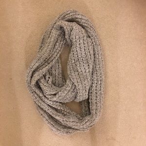 Chunky Gray Scarf